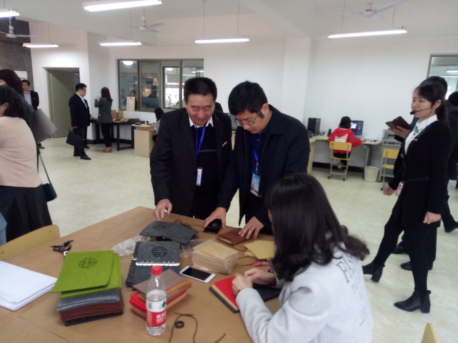 QQ图片20171205105540.jpg QQ图片20171205105540.jpg