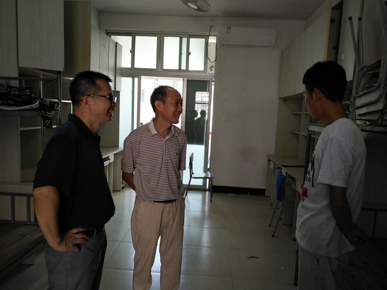 正面.jpg 正面.jpg