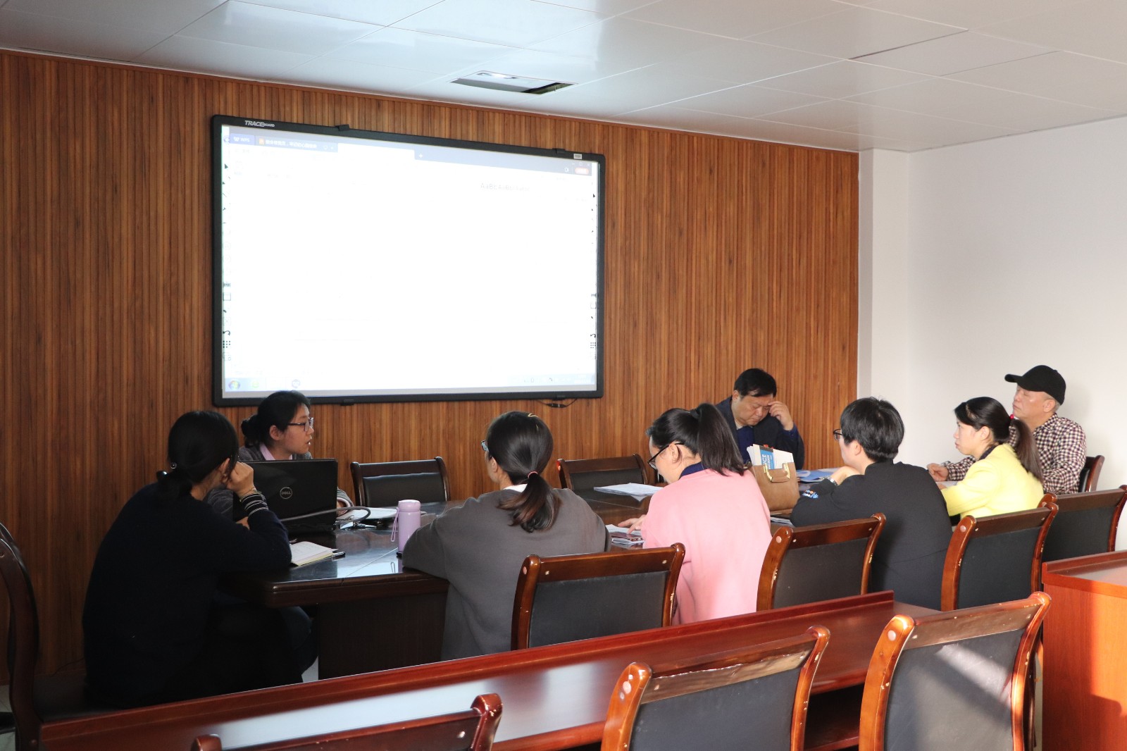 IMG_2177.JPG IMG_2177.JPG