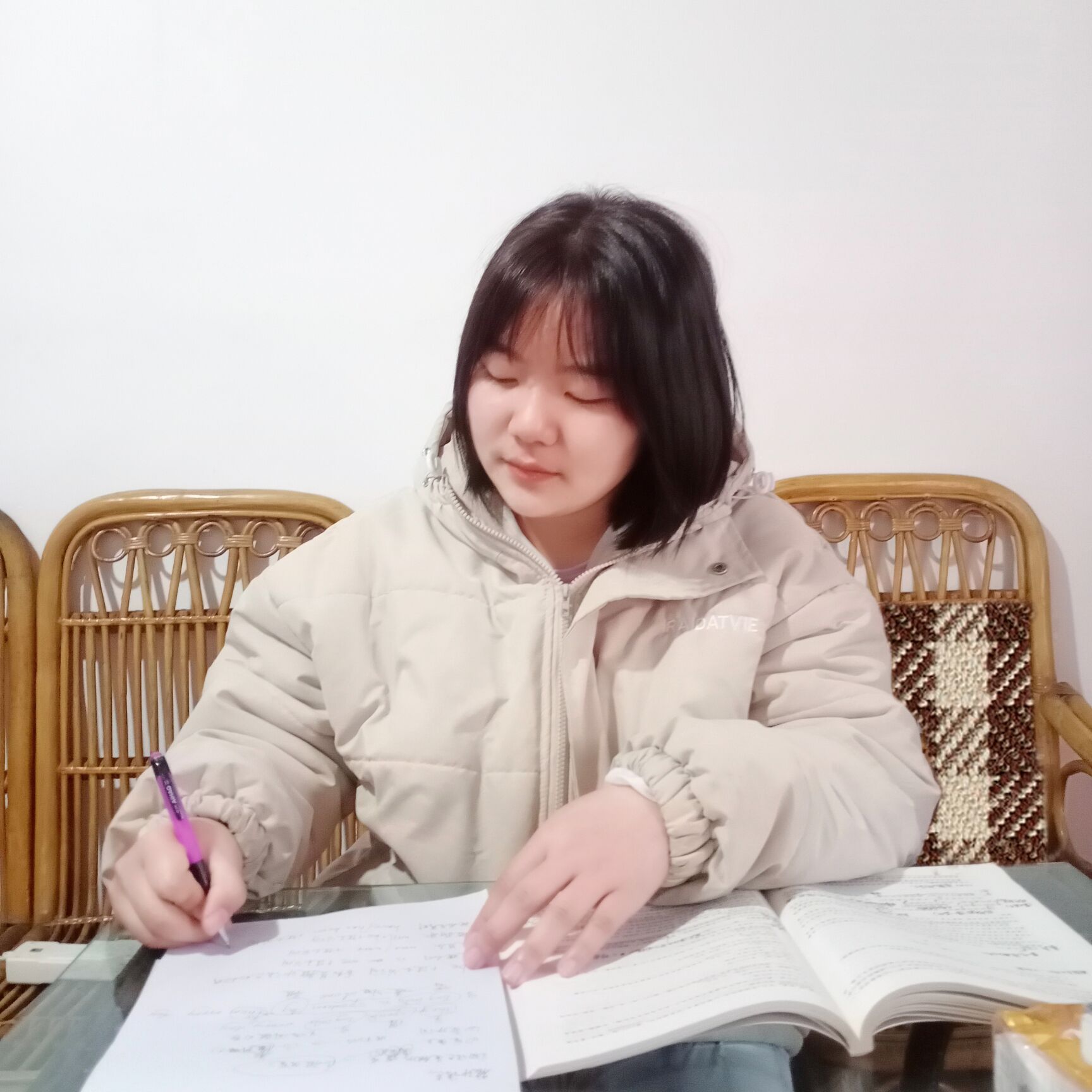 吴舒慧.jpg 吴舒慧.jpg