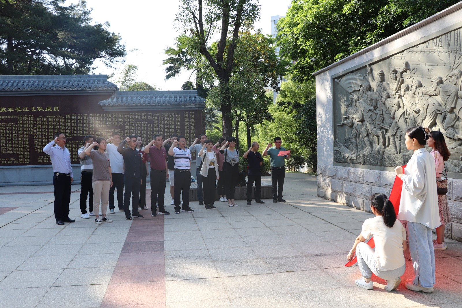 宣誓.JPG 宣誓.JPG