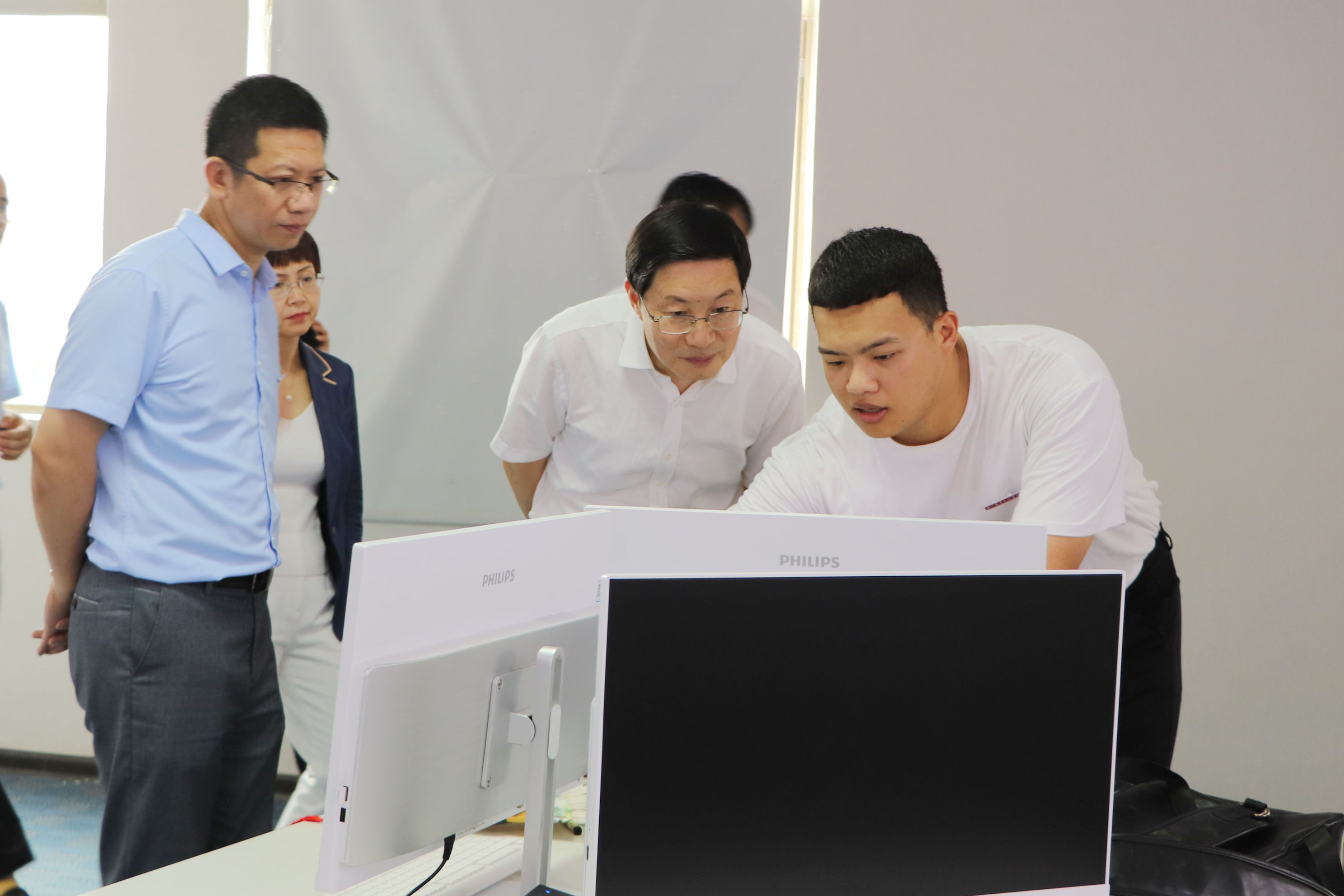 实训基地 (7).jpg 实训基地 (7).jpg