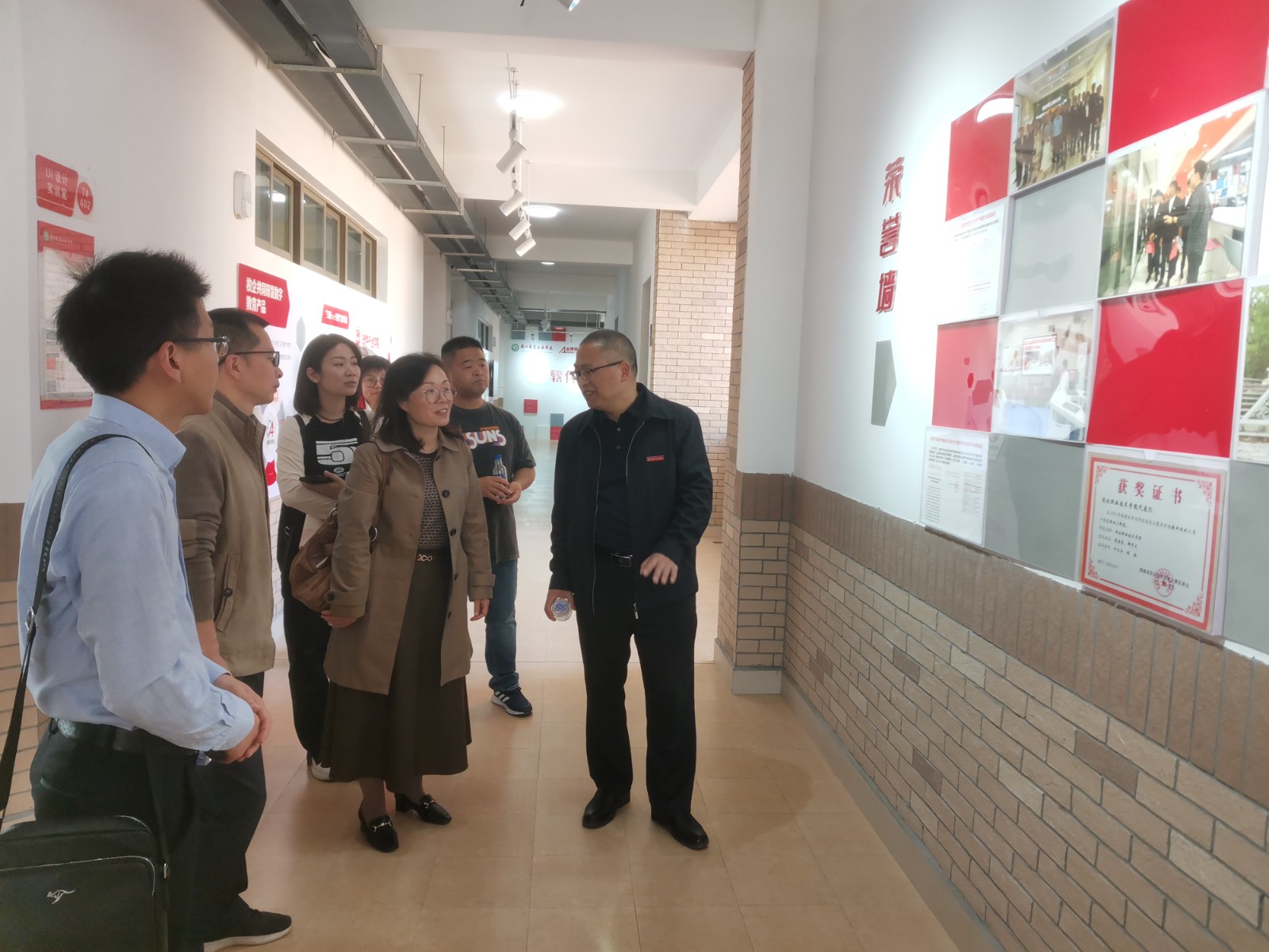 微信图片_20230309161955.jpg 微信图片_20230309161955.jpg