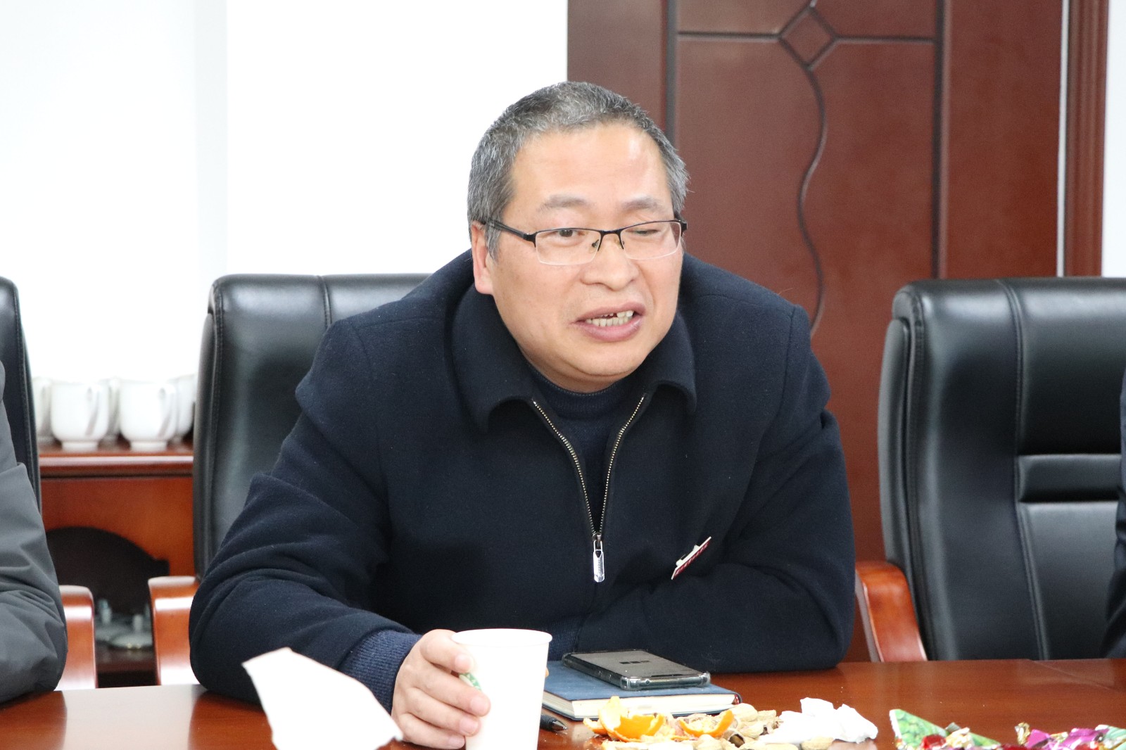 2.27_0014_30.jpg 2.27_0014_30.jpg