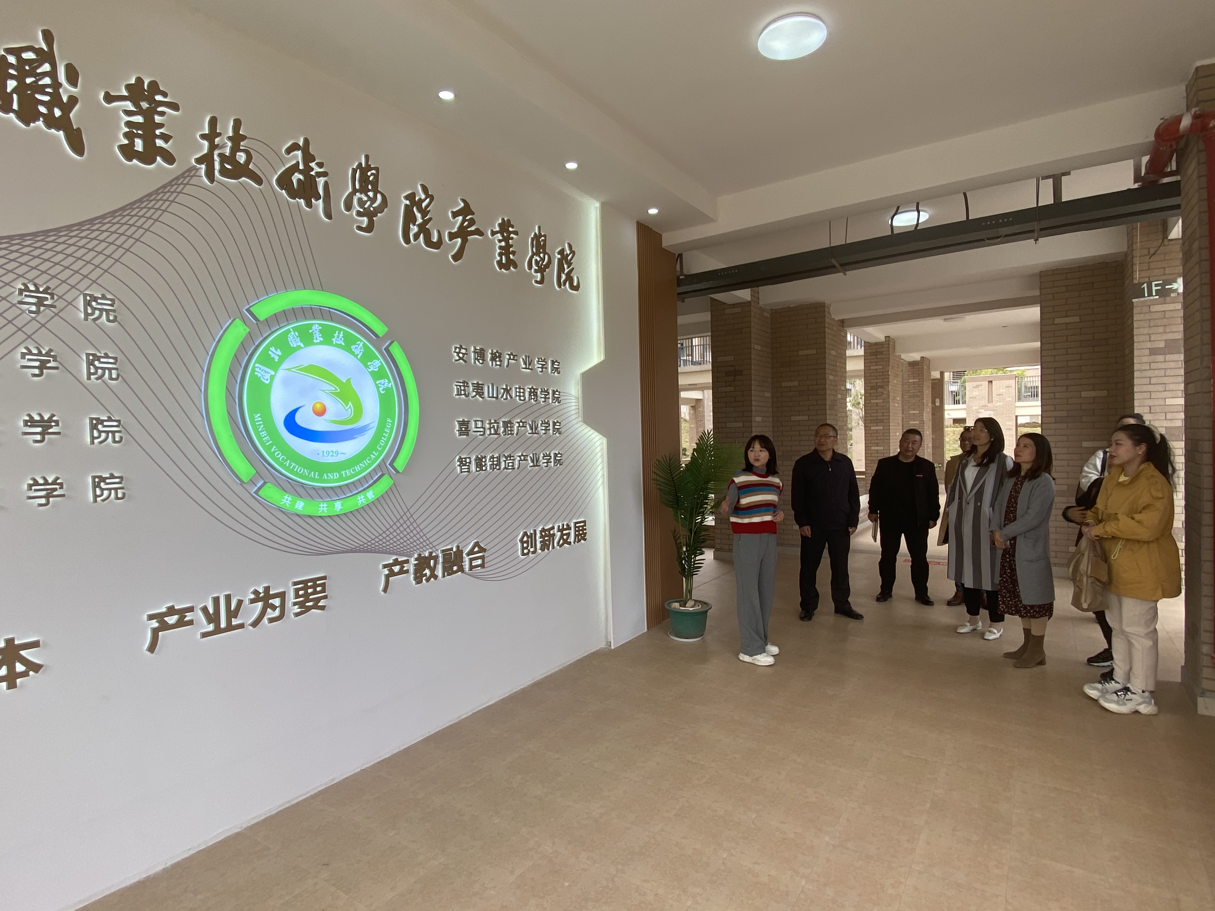 21c8e9eda13b187fc9fceae6d895921.jpg 21c8e9eda13b187fc9fceae6d895921.jpg