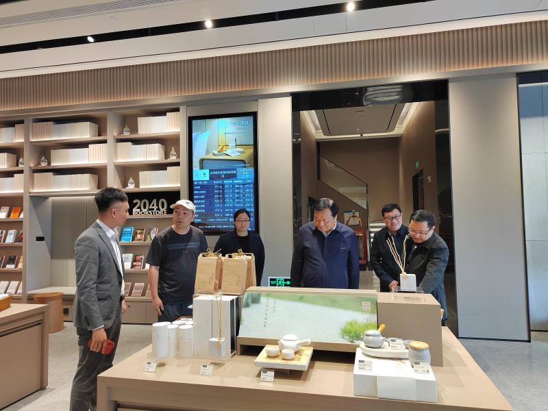 2ee9ab837e3e60011e582c36b4a8dce3_.jpg 2ee9ab837e3e60011e582c36b4a8dce3_.jpg