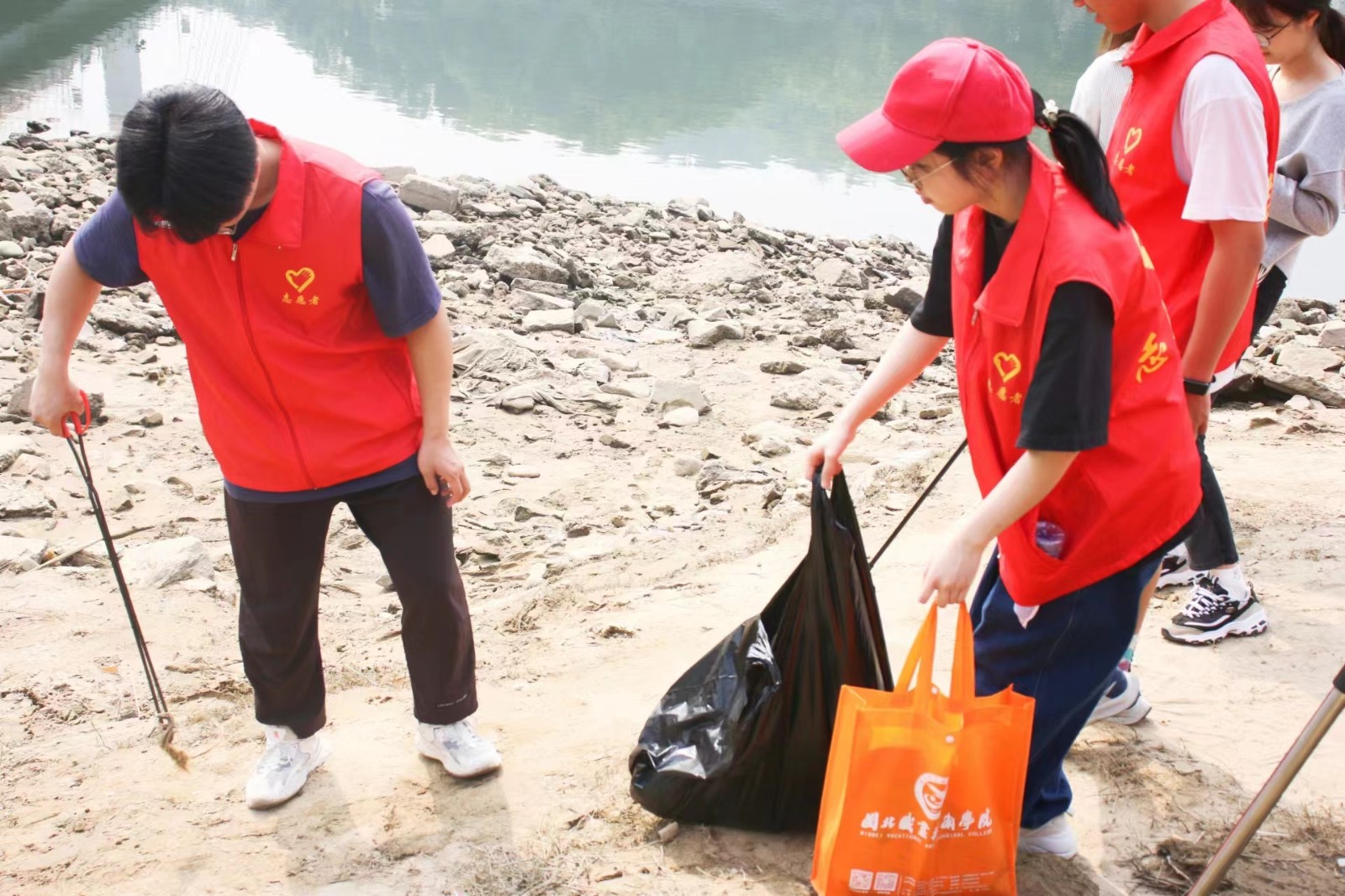 微信图片_20230322211124.jpg 微信图片_20230322211124.jpg