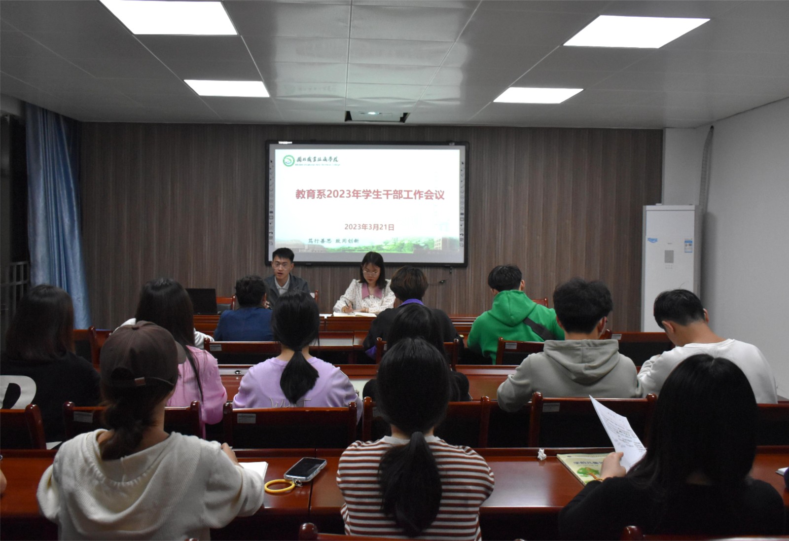 DSC_0746.JPG DSC_0746.JPG