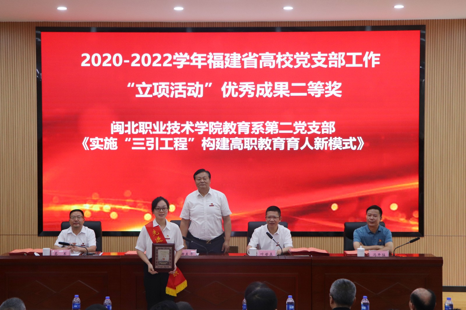 6.27_0021_曲线 23.jpg 6.27_0021_曲线 23.jpg