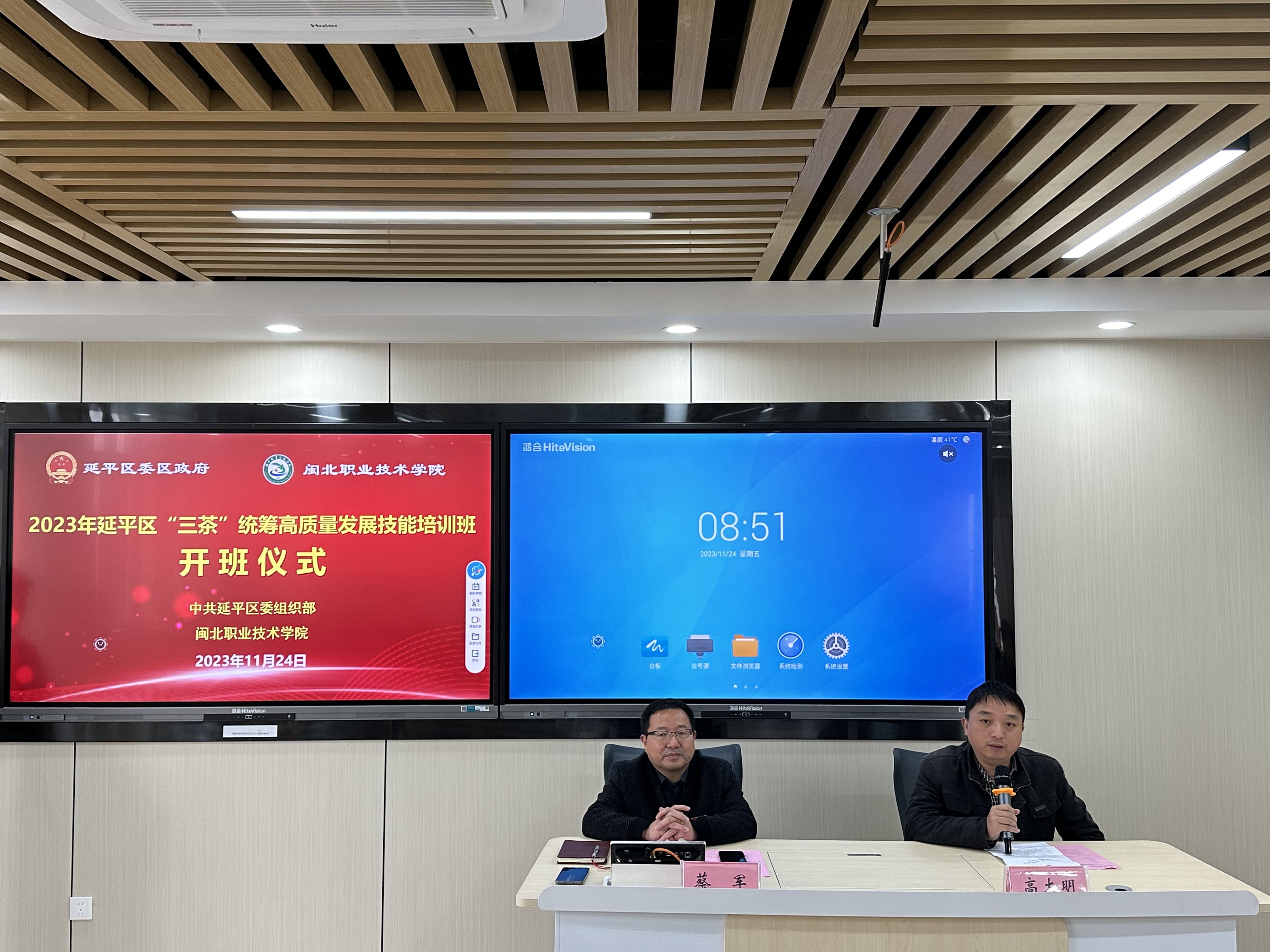 3fae103e2075a294899c43c7d78dc2c.jpg 3fae103e2075a294899c43c7d78dc2c.jpg