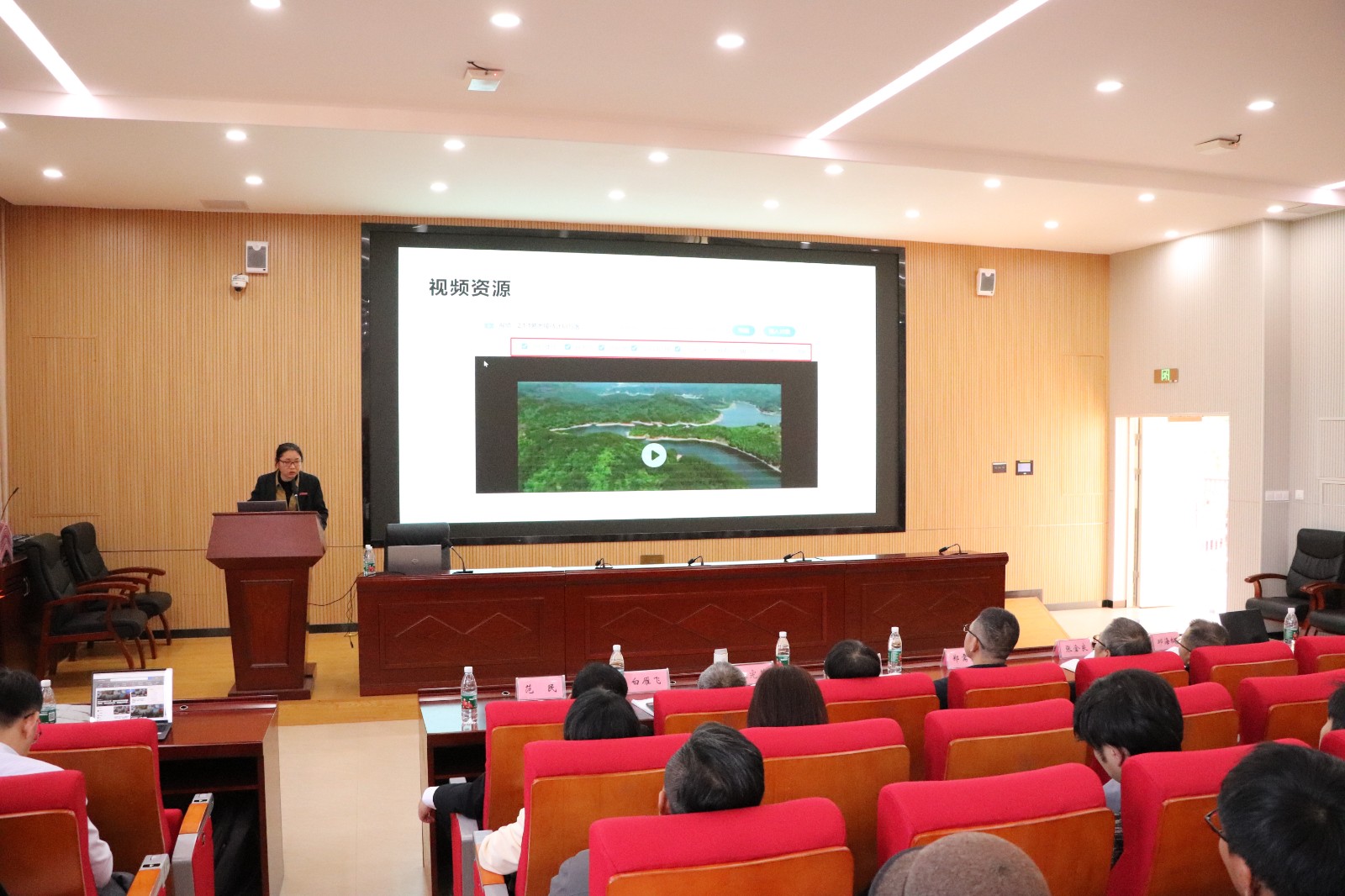 cca6ec9d61b40940f39f47159da90ee.jpg cca6ec9d61b40940f39f47159da90ee.jpg