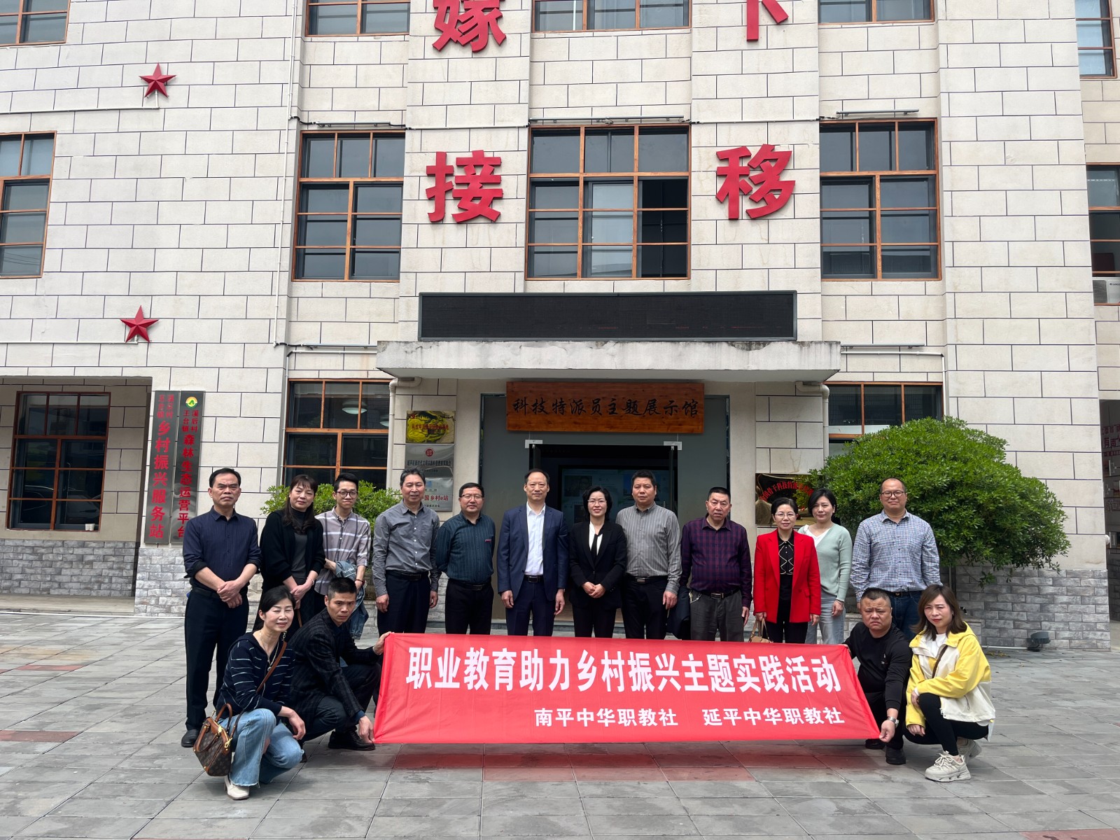 afe73c532b60429a1781128339a18b0.jpg afe73c532b60429a1781128339a18b0.jpg