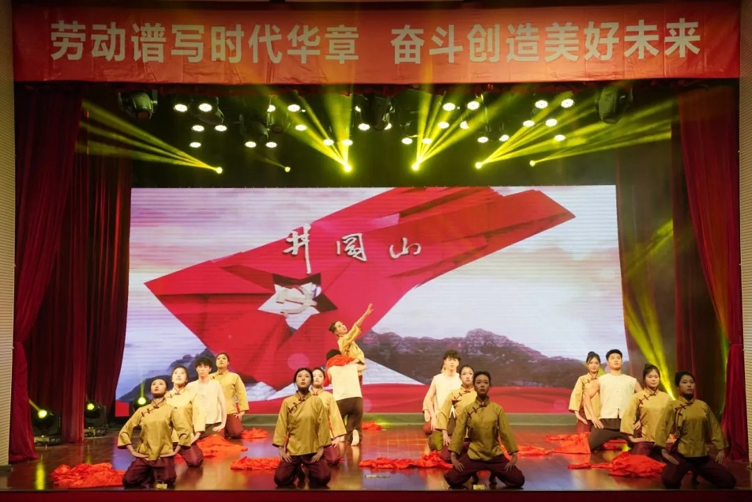 4.webp.jpg 4.webp.jpg