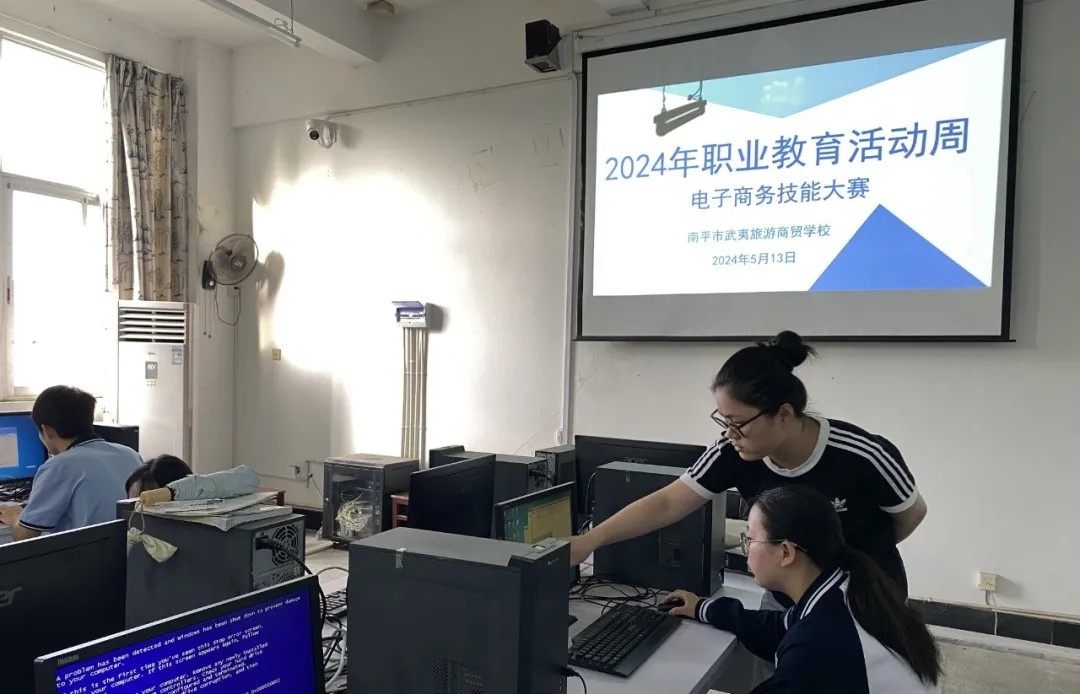 4.webp.jpg 4.webp.jpg