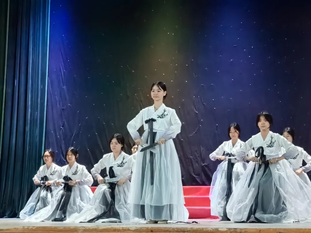 7.webp.jpg 7.webp.jpg