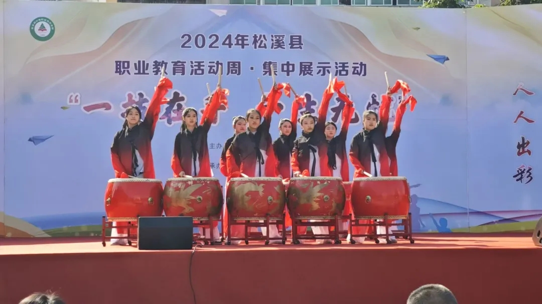 7.webp.jpg 7.webp.jpg