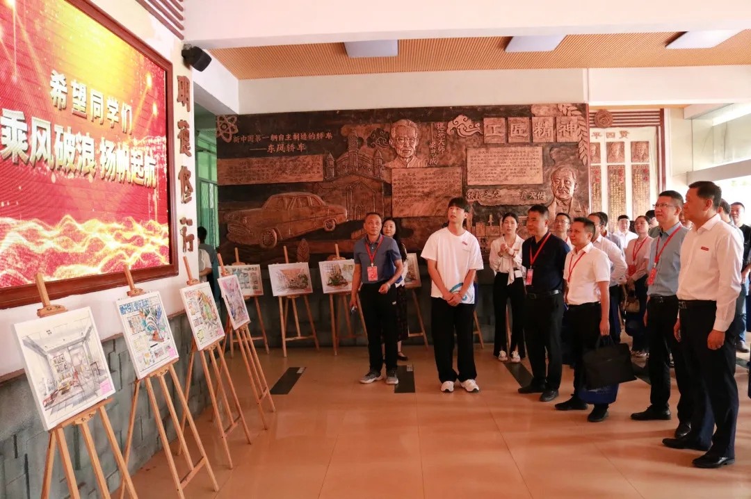 14.webp.jpg 14.webp.jpg