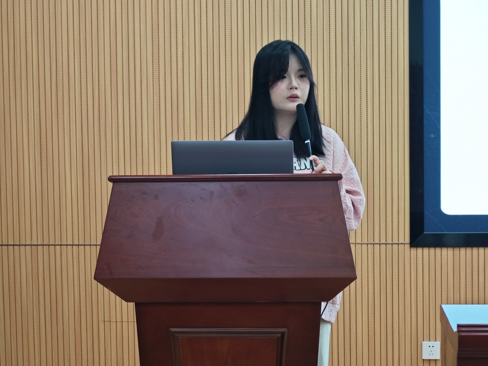 2142fc8a6283fa0dbb6a94719cbae90.jpg 2142fc8a6283fa0dbb6a94719cbae90.jpg