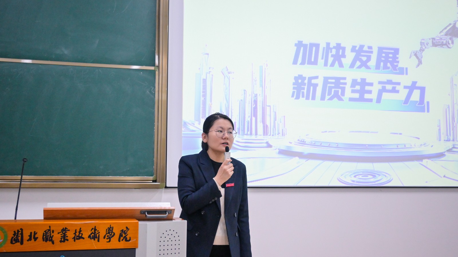 DSC_6928.jpg DSC_6928.jpg