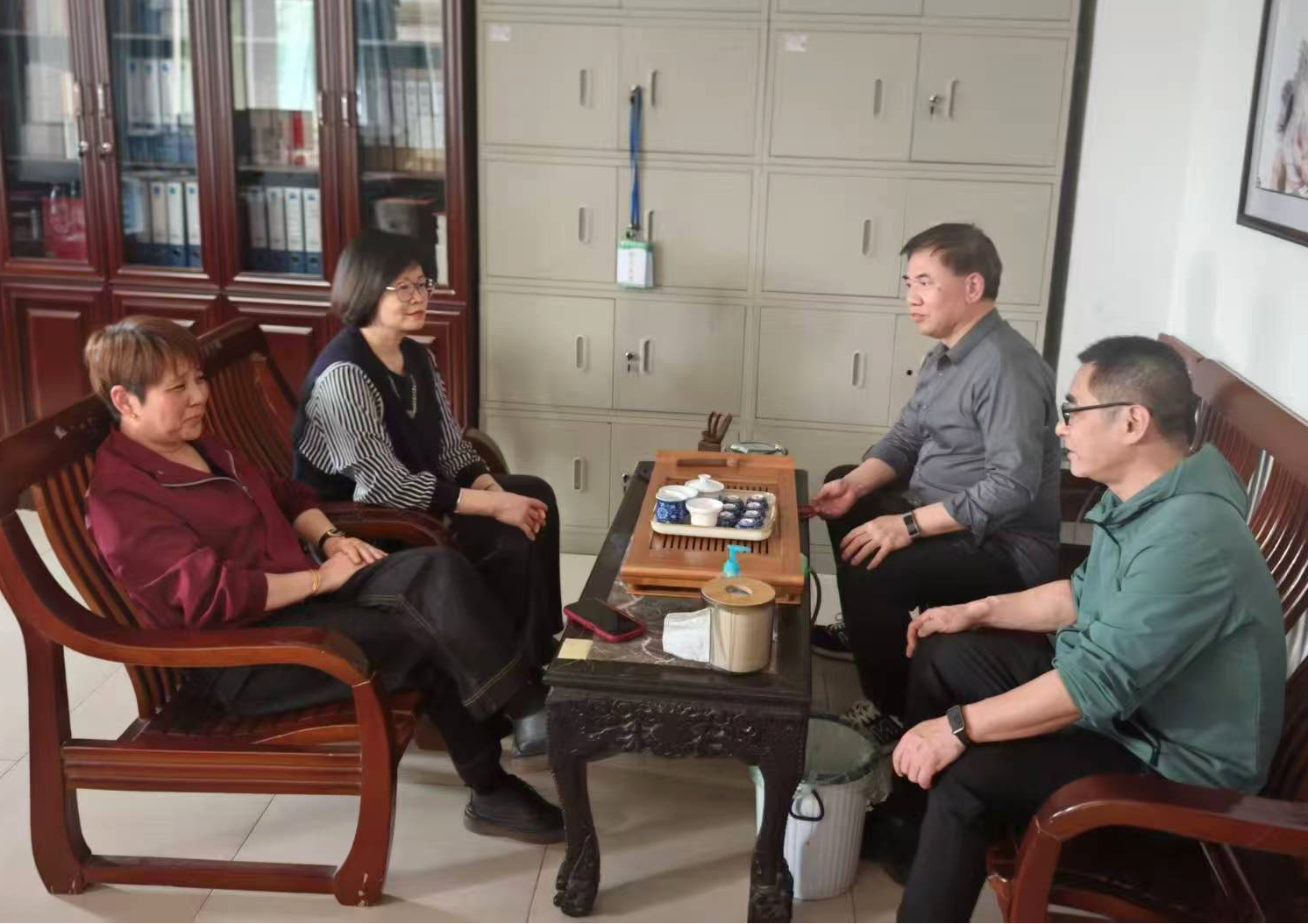 图片2.png 图片2.png