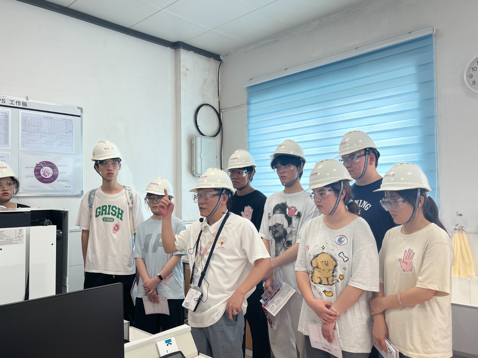 268fc9acd44ad2f90b129dfd2ed40bf.jpg 268fc9acd44ad2f90b129dfd2ed40bf.jpg