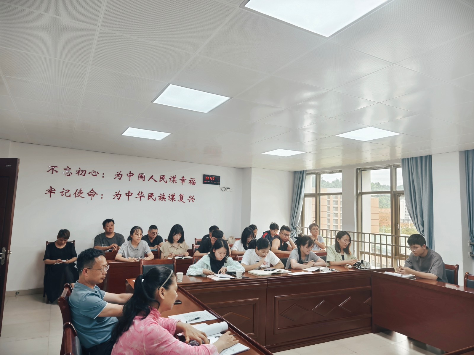 3 _20250605210759.jpg 3 _20250605210759.jpg