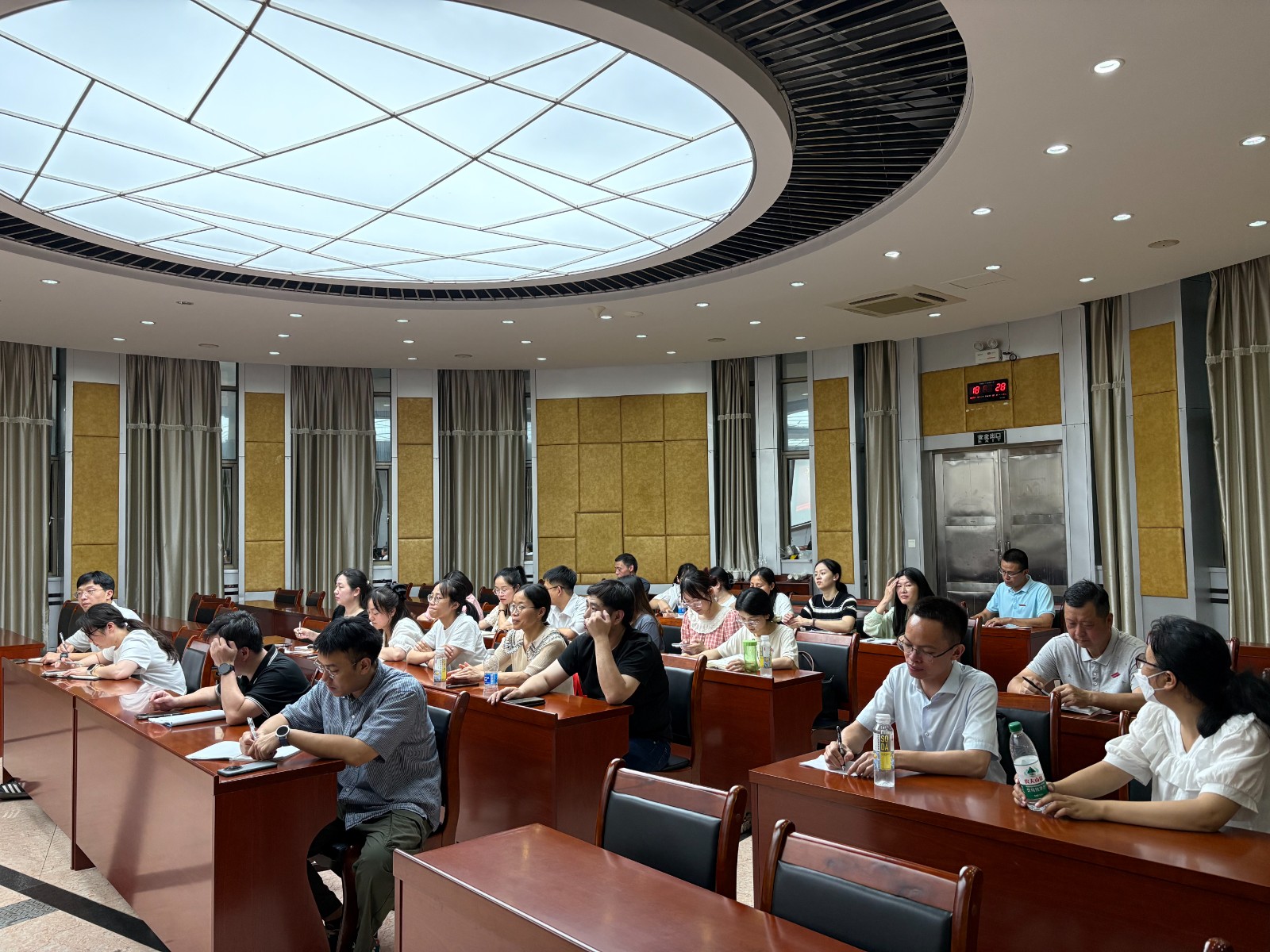 166f8ace9bab4fb90a640c0991167e9.jpg 166f8ace9bab4fb90a640c0991167e9.jpg