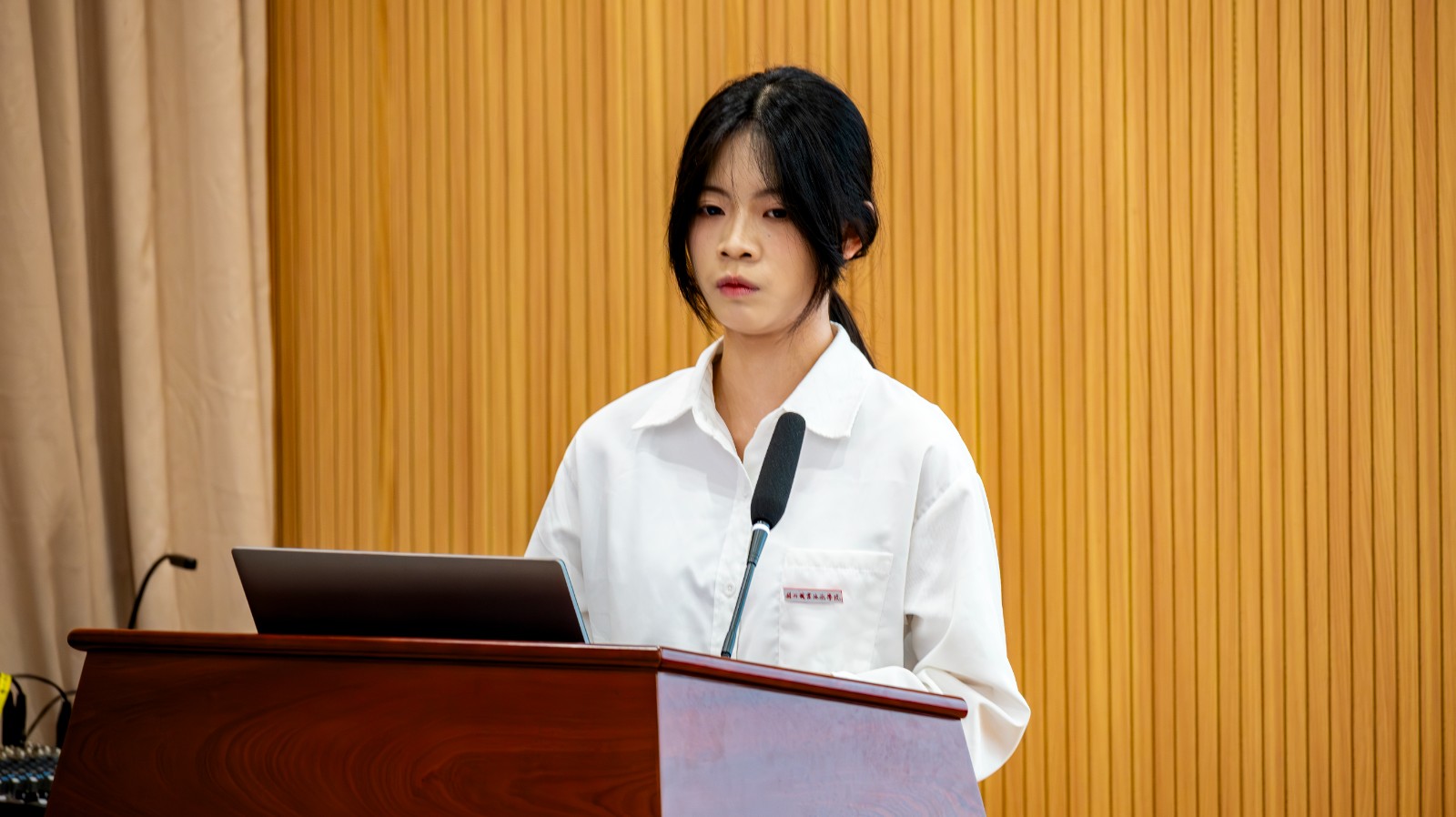 DSC_2282-已增强-降噪.jpg DSC_2282-已增强-降噪.jpg