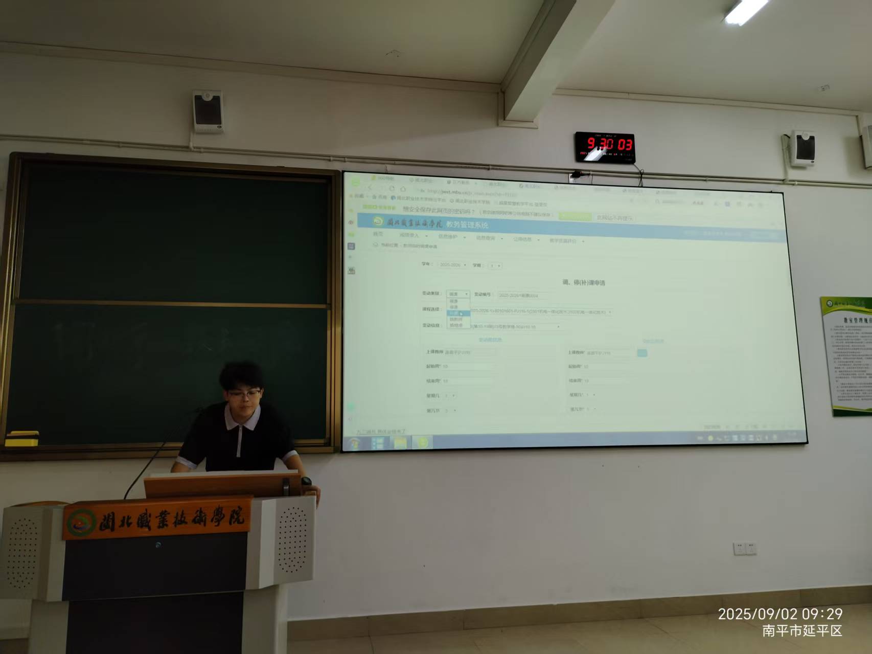 480fb0d81cc473af30a49c21b3ec130.jpg 480fb0d81cc473af30a49c21b3ec130.jpg