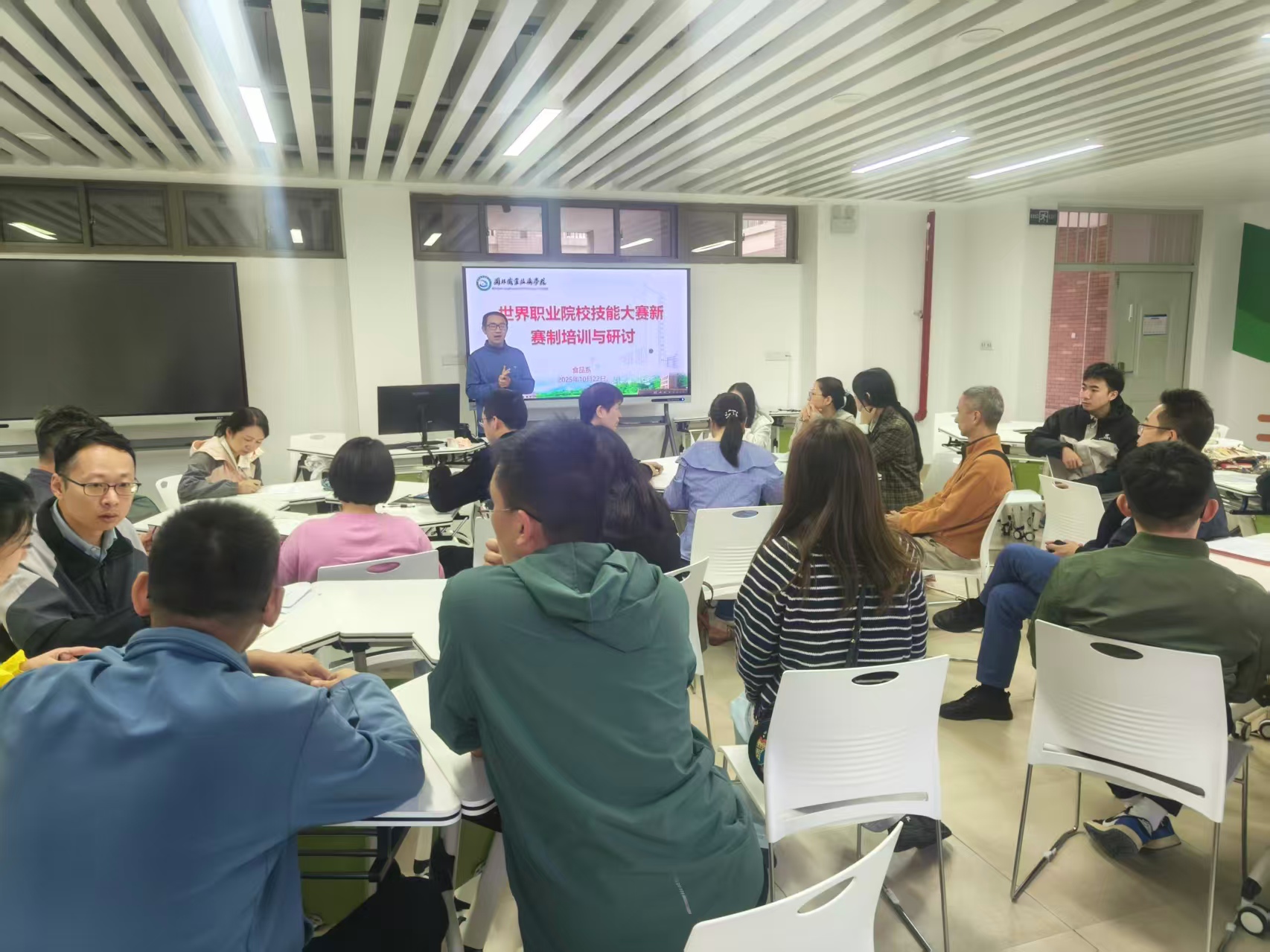 3b4df22a0a15a21181deb21760b0b77d.jpg 3b4df22a0a15a21181deb21760b0b77d.jpg