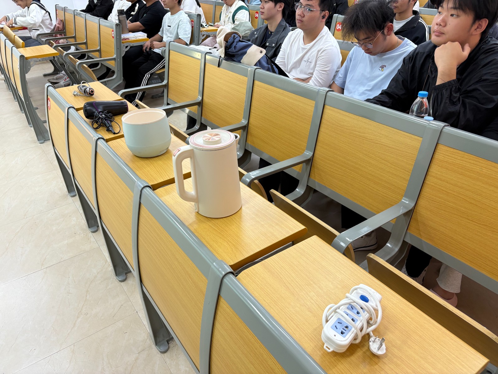 微信图片_20251107214013_14_2.jpg 微信图片_20251107214013_14_2.jpg